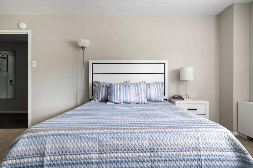 Photo of Bedroom in Cherry Hill