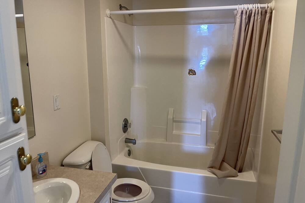 Photo of Bathroom in Monticello