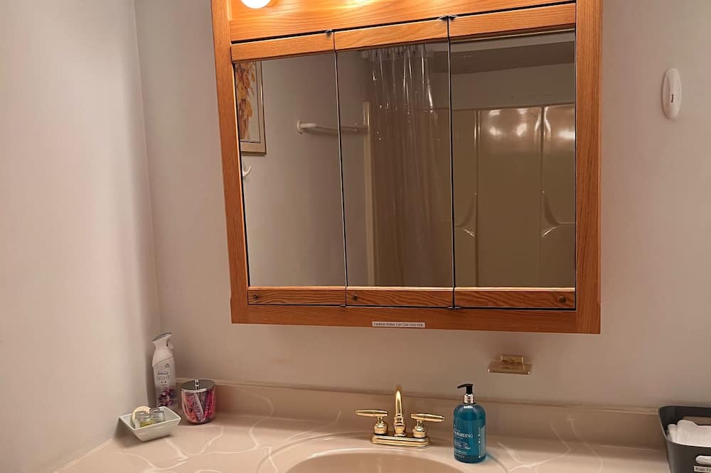 Photo of Bathroom in Ebensburg