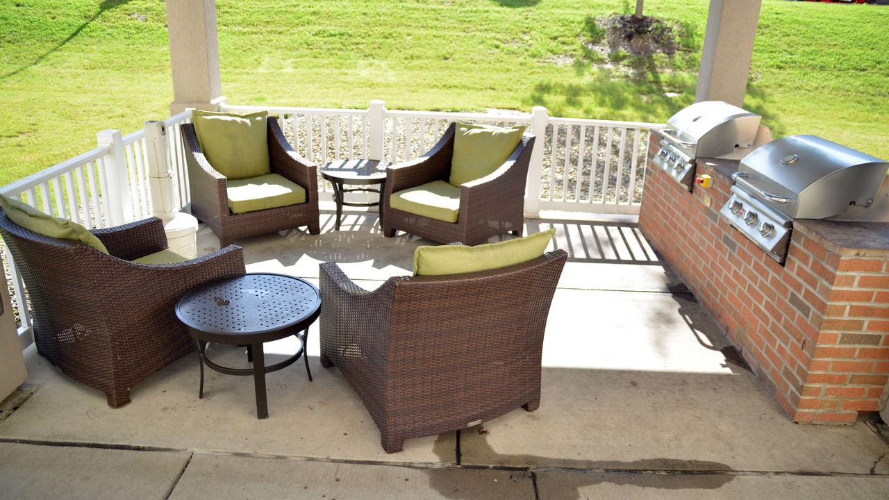 Photo of Patio Balcony in Austintown