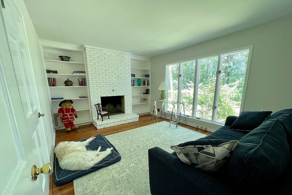 Photo of Livingroom in Princeton