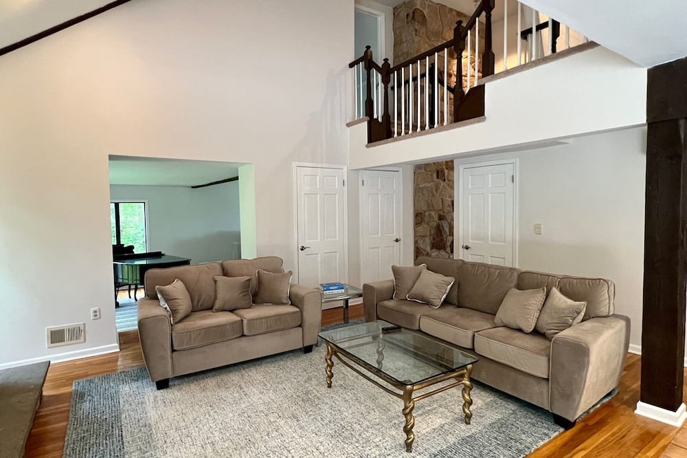 Photo of Livingroom in Princeton