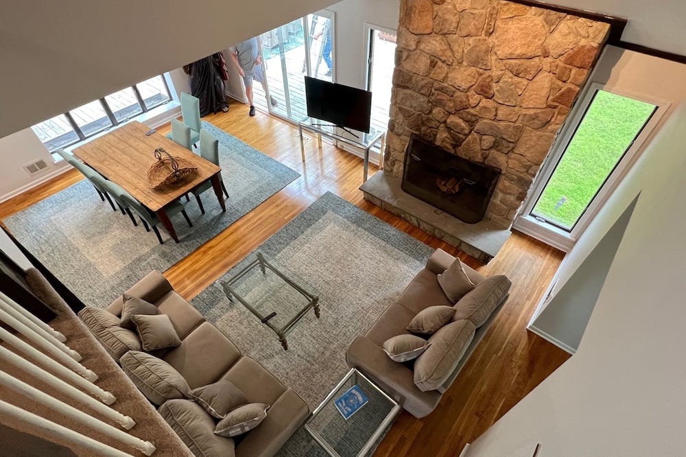Photo of Livingroom in Princeton