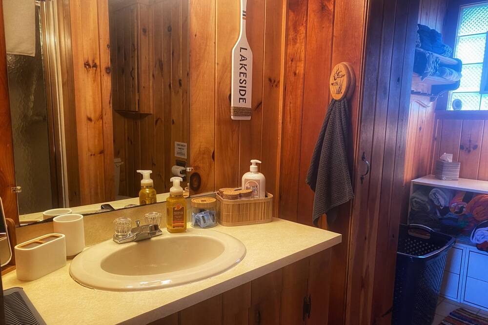 Photo of Bathroom in Indian Lake