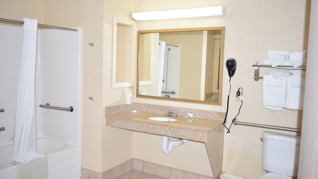 Photo of Bathroom in Austintown