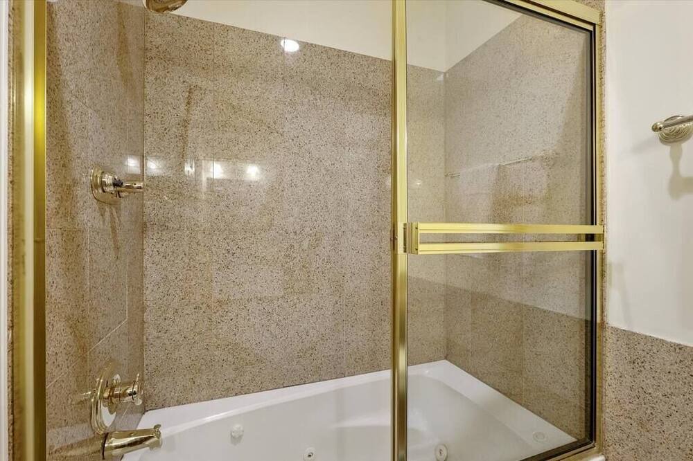 Photo of Bathroom in Northern Liberties