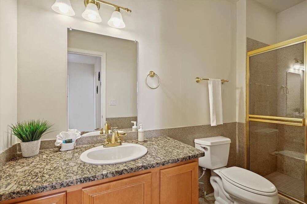 Photo of Bathroom in Northern Liberties