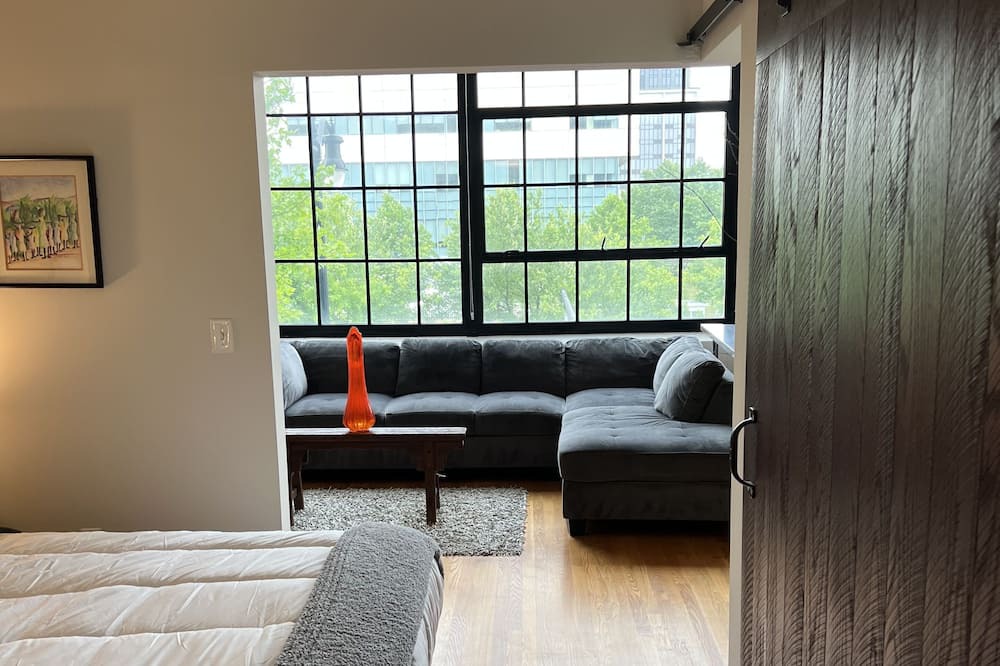 Photo of Bedroom in Scioto Mile