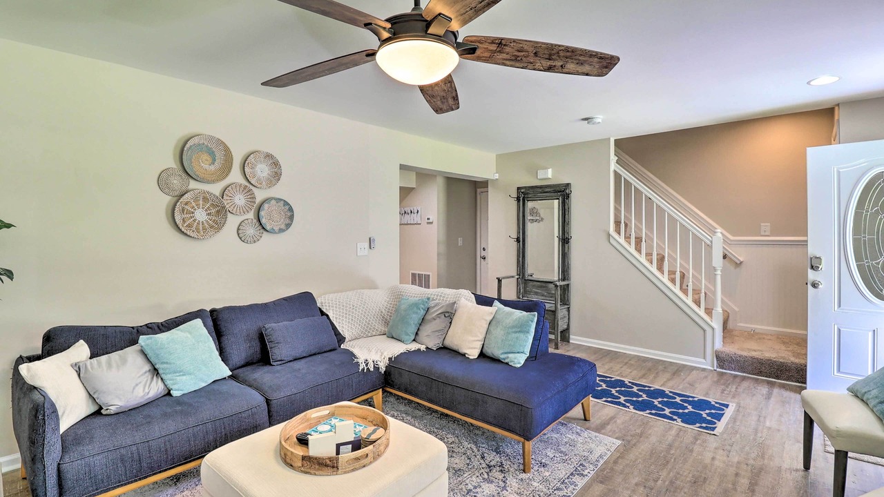 Photo of Livingroom in Tolchester Beach