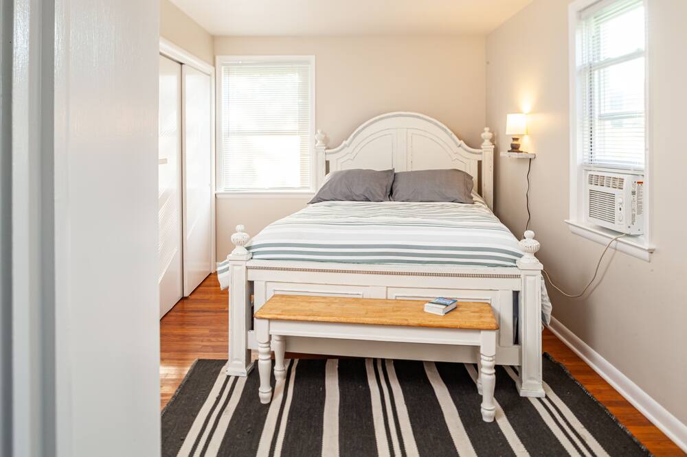 Photo of Bedroom in Narvon