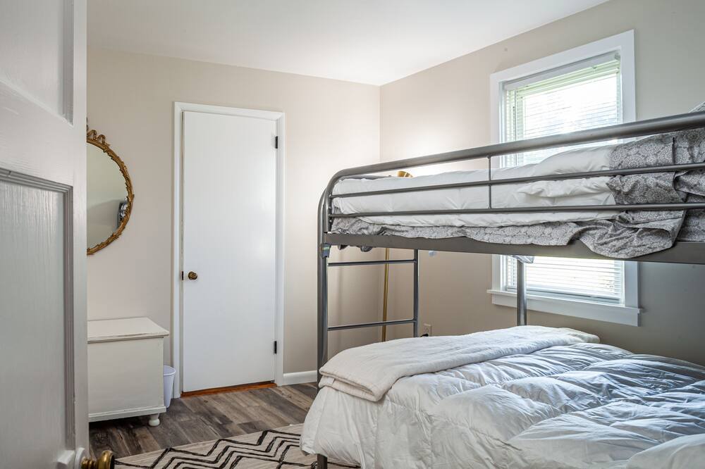 Photo of Bedroom in Narvon