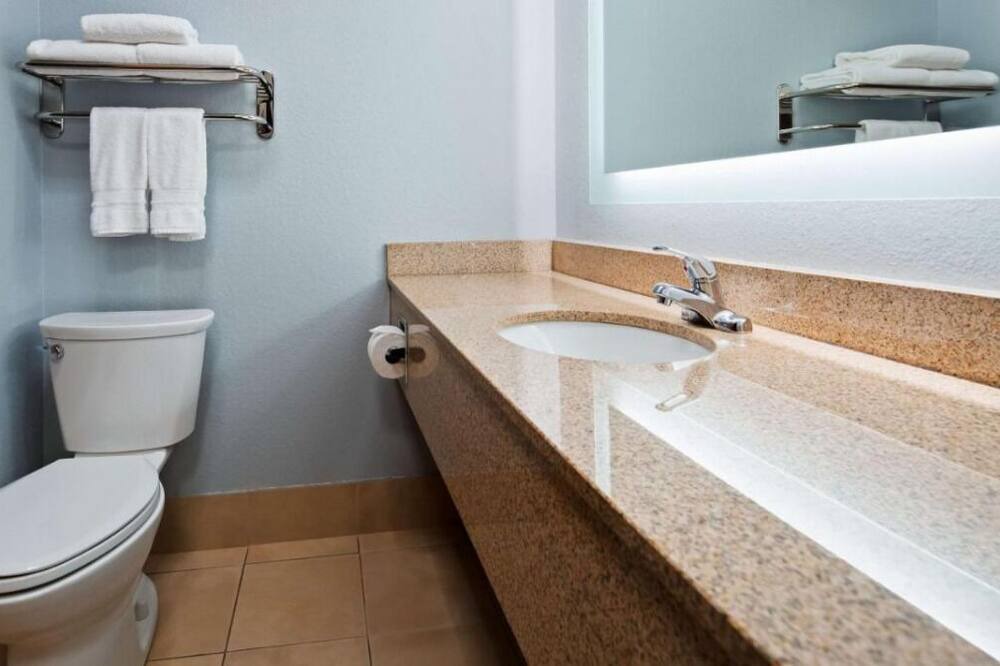 Photo of Bathroom in Blaine
