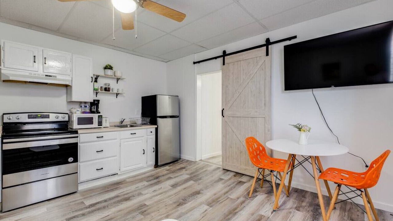 Photo of Kitchen in St. Leonard's Tract