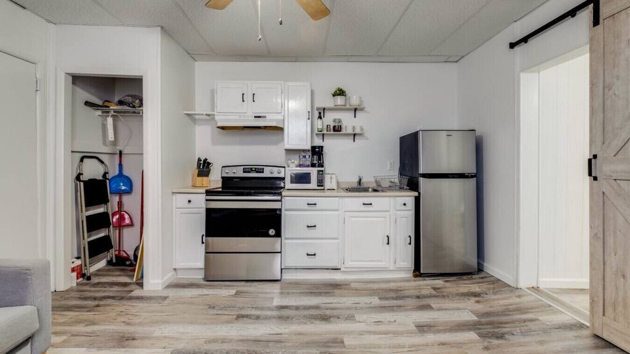 Photo of Kitchen in St. Leonard's Tract