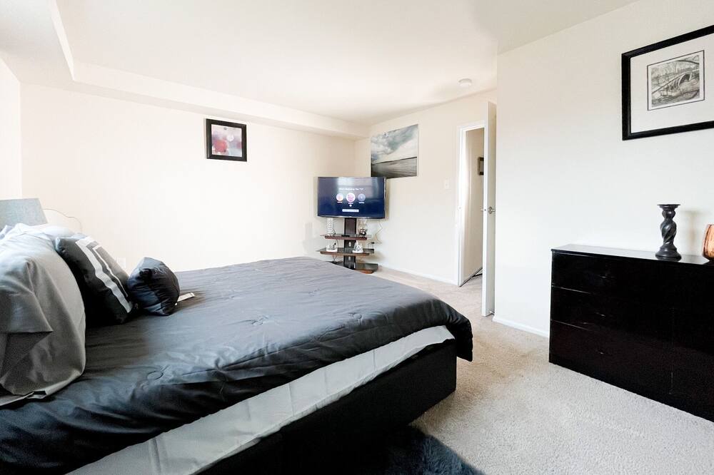 Photo of Bedroom in Bensalem
