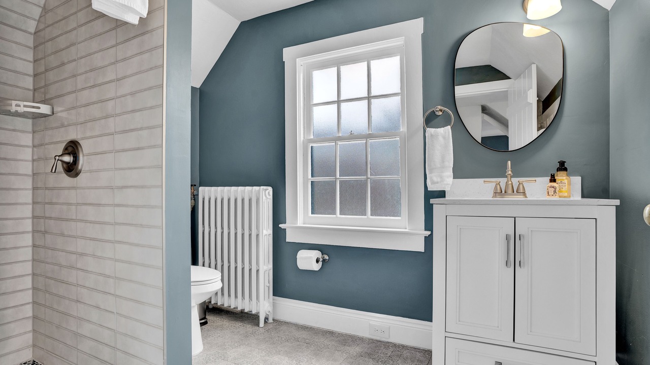 Photo of Bathroom in Lambertville