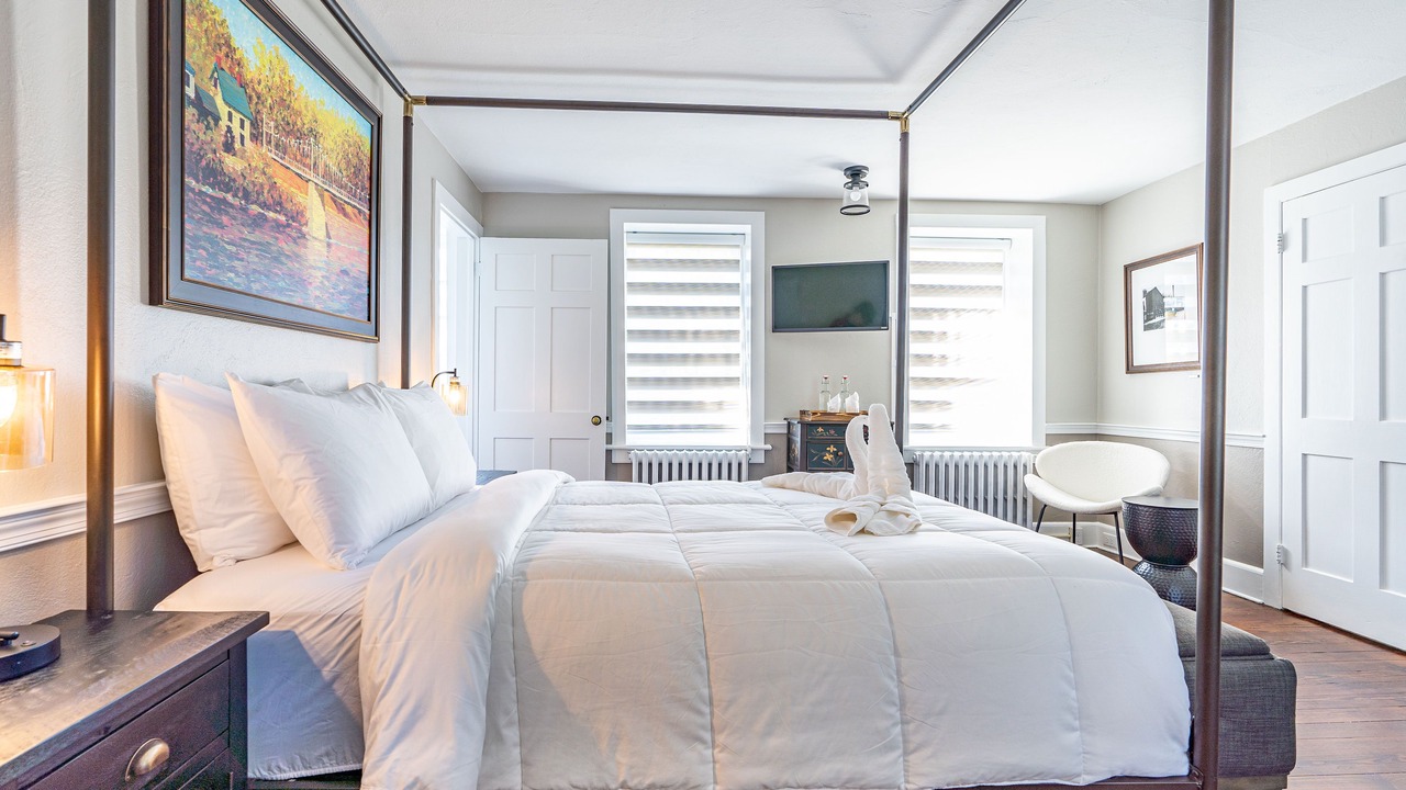 Photo of Bedroom in Lambertville