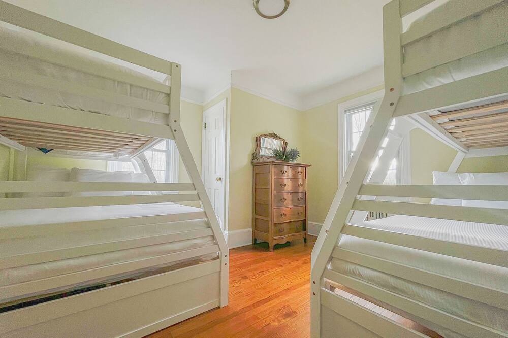 Photo of Bedroom in Ellenville