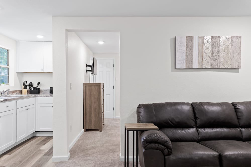Photo of Bedroom in East Ridge