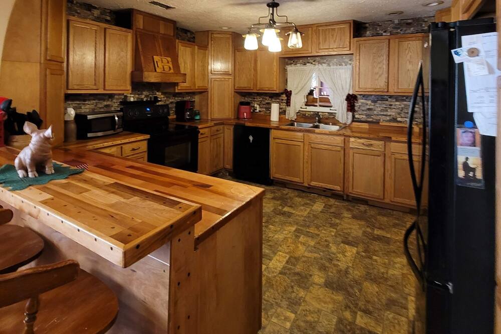 Photo of Kitchen in Rush