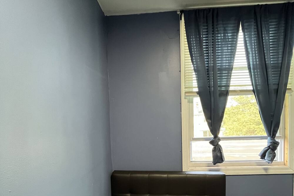 Photo of Bedroom in Hillside