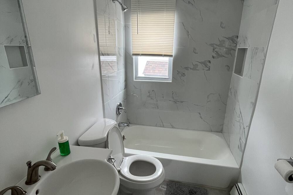 Photo of Bathroom in Hillside
