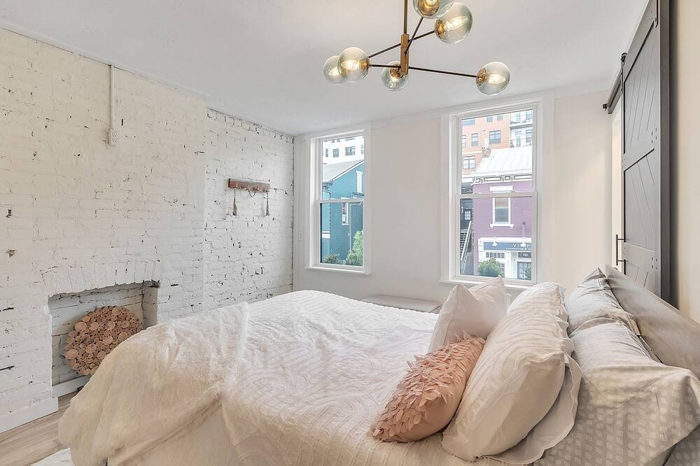 Photo of Bedroom in Covington