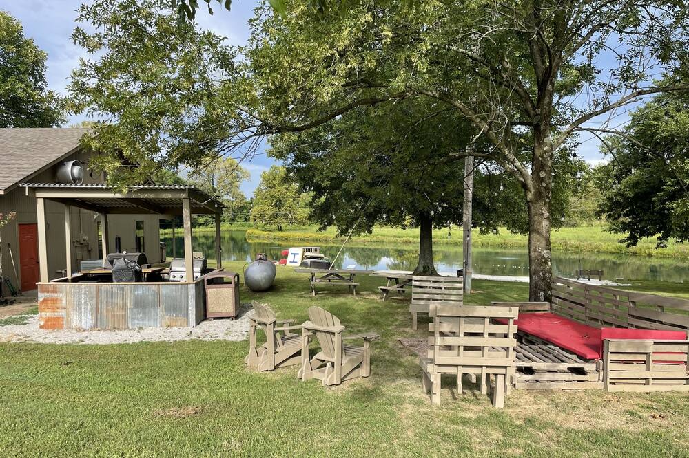 Photo of Outdoor in Millington