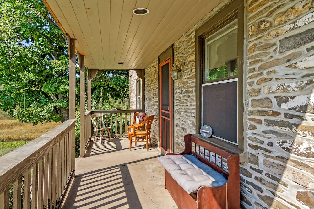Photo of Patio Balcony in Lenhartsville