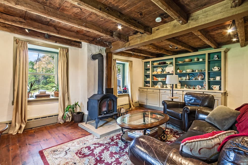 Photo of Livingroom in Lenhartsville