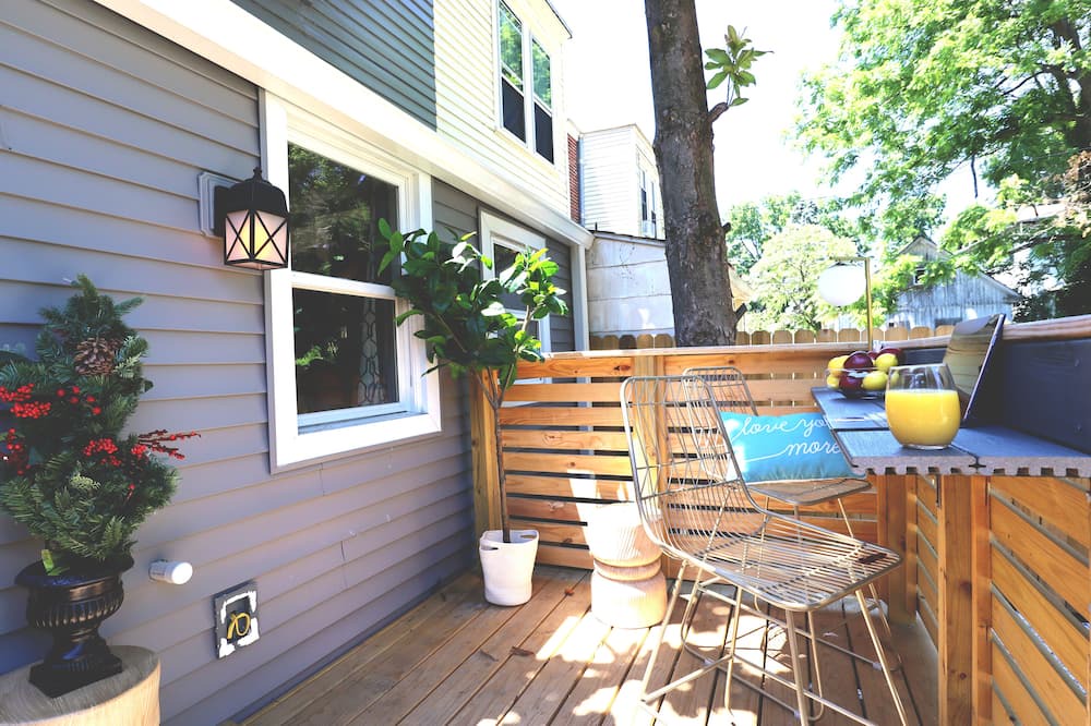 Photo of Patio Balcony in Woodbury