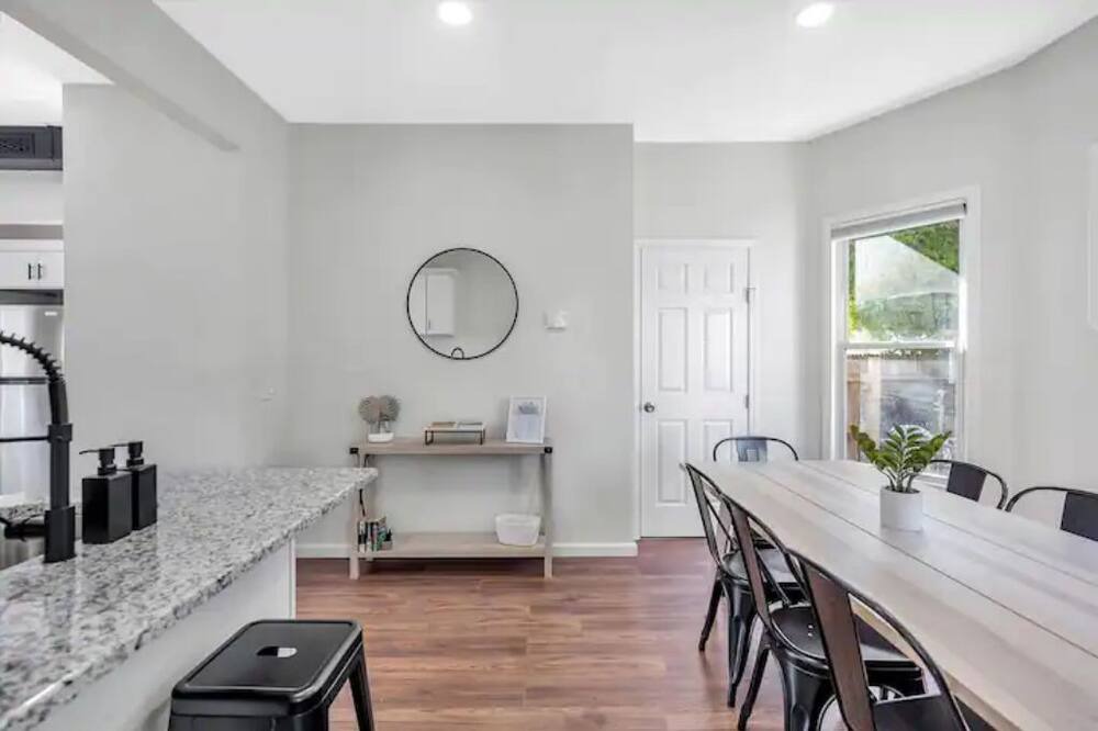 Photo of Kitchen in Detroit - Shoreway