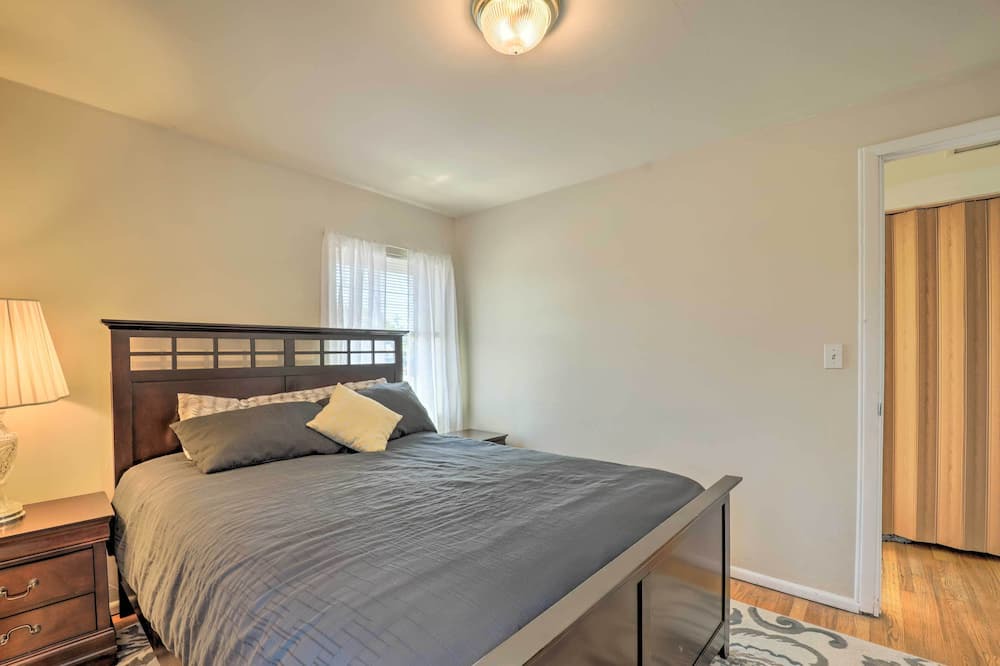 Photo of Bedroom in Highland Heights