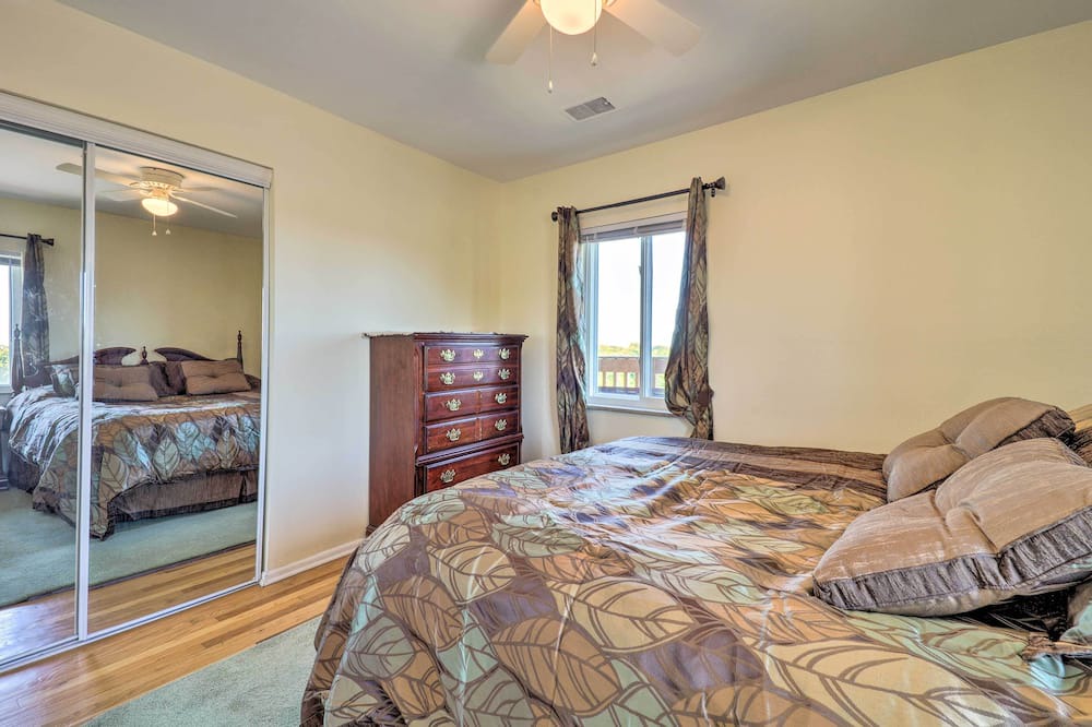 Photo of Bedroom in Highland Heights