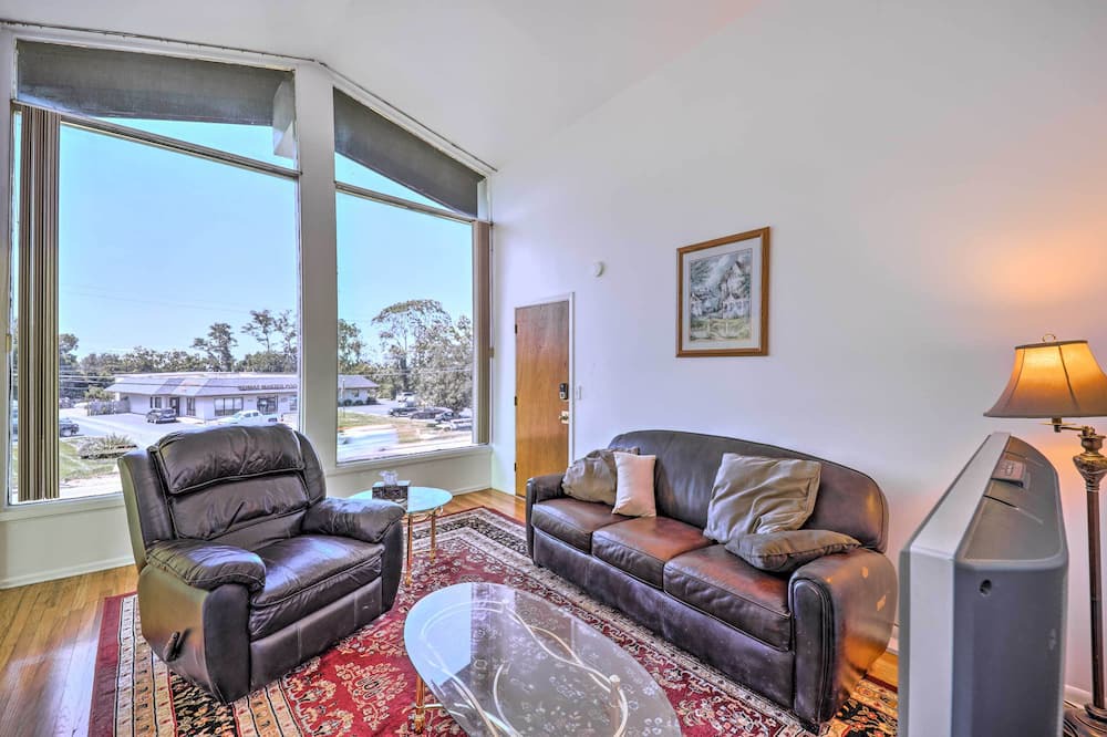 Photo of Bedroom in Highland Heights