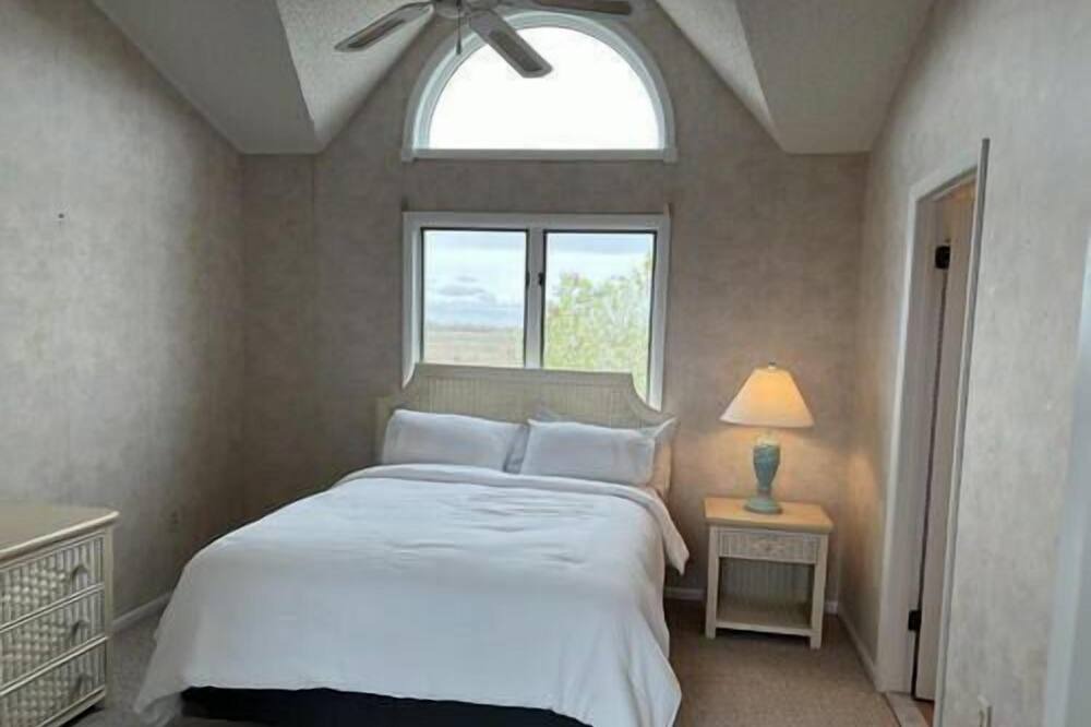 Photo of Bedroom in Dennisville