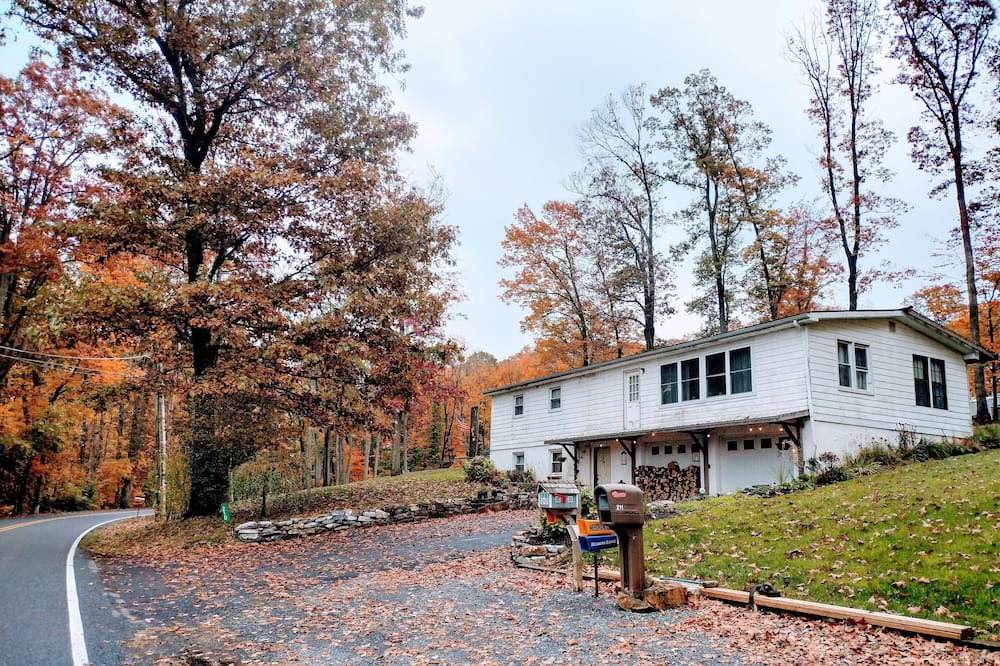 Photo of Outdoor in Mount Aetna