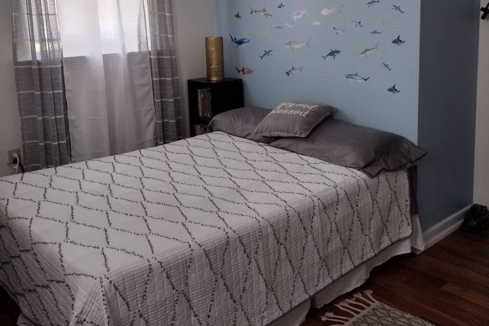 Photo of Bedroom in Mount Aetna