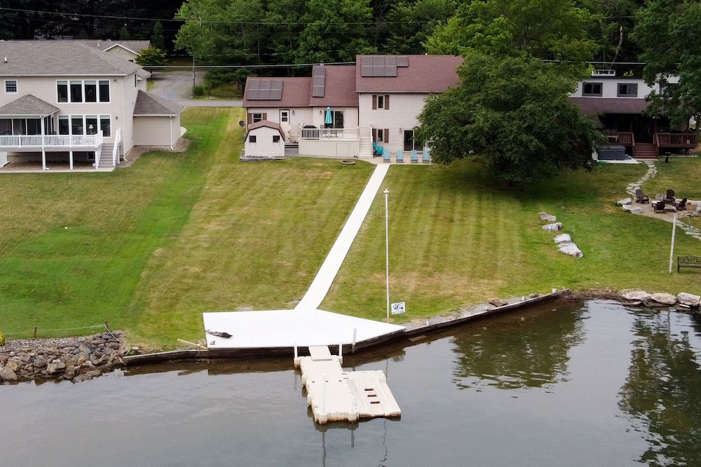 Photo of Others in Treasure Lake