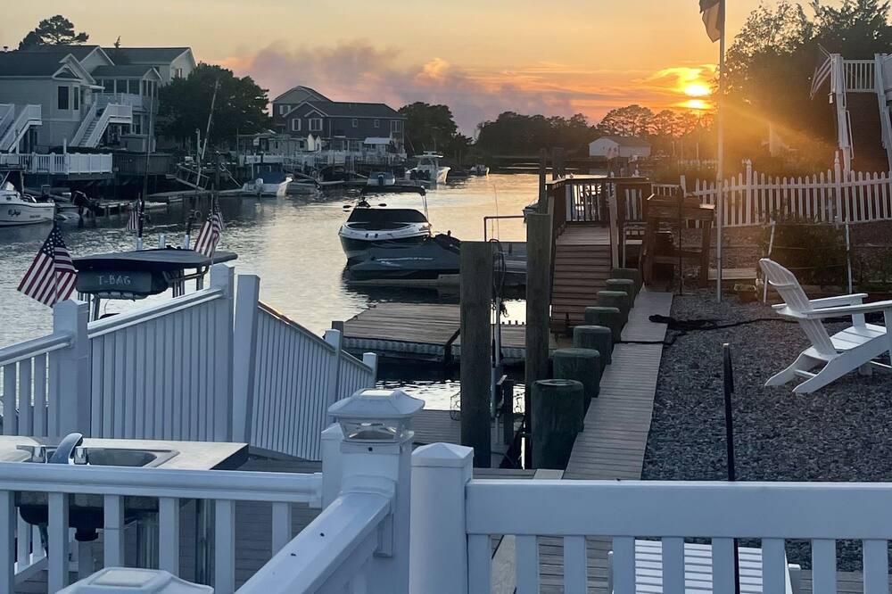Photo of Others in Mystic Island