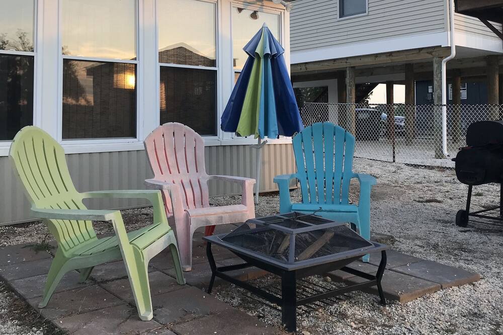 Photo of Patio Balcony in Mystic Island