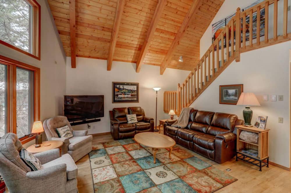 Photo of Livingroom in McCall