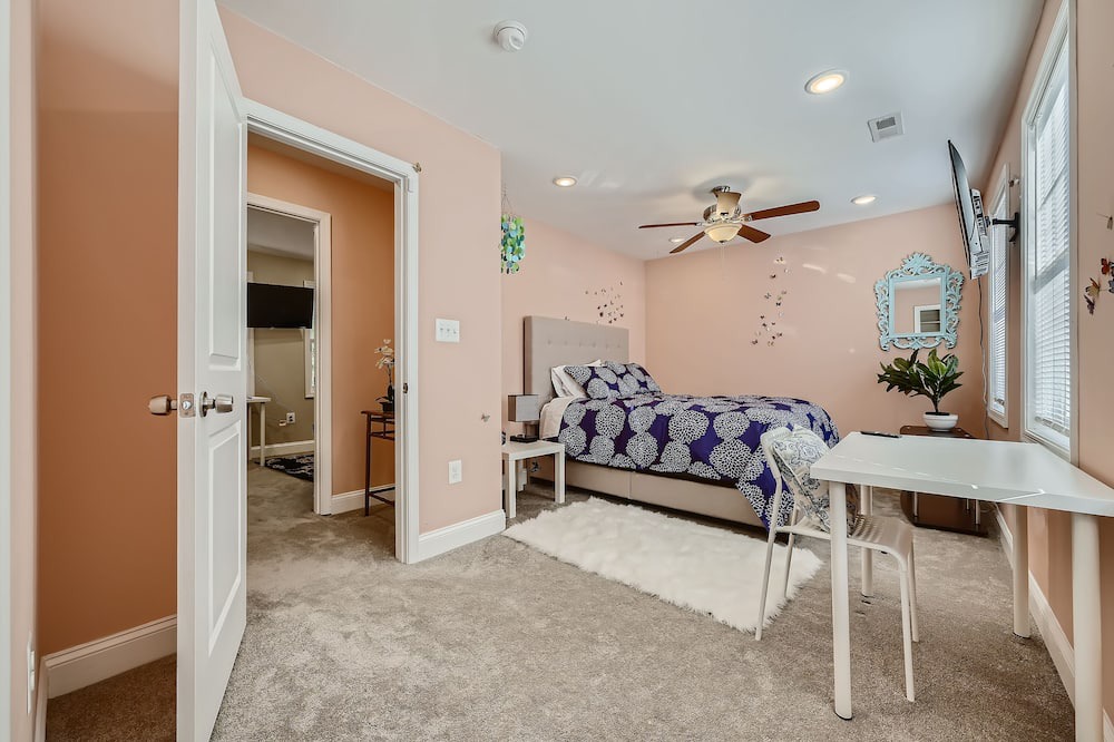 Photo of Livingroom in Ellicott City