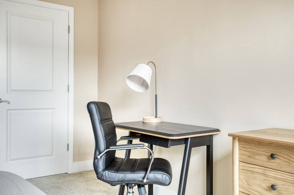 Photo of Bedroom in Mount Vernon Triangle