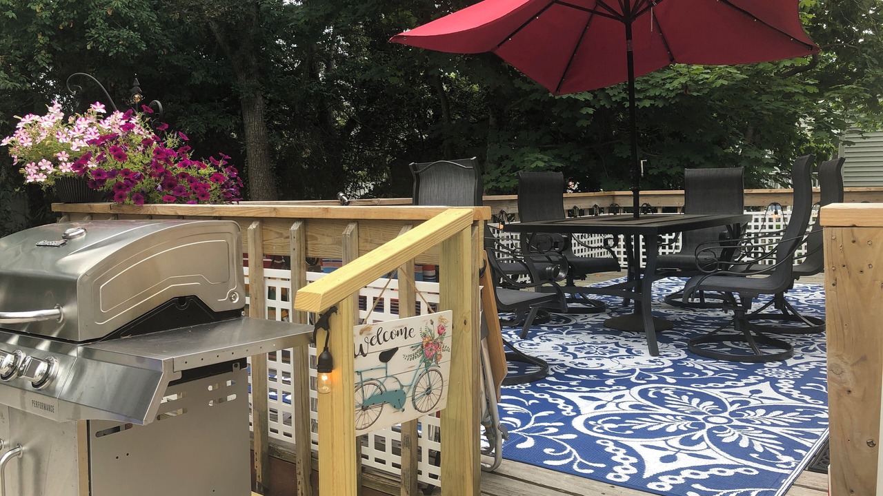 Photo of Outdoor in Town Bank