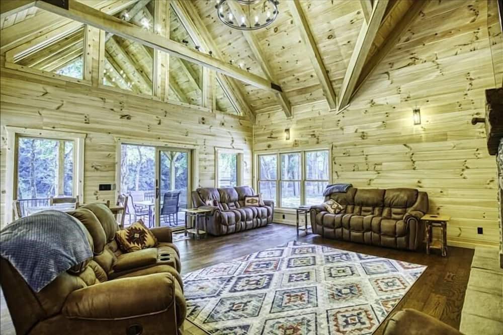 Photo of Livingroom in Parsons