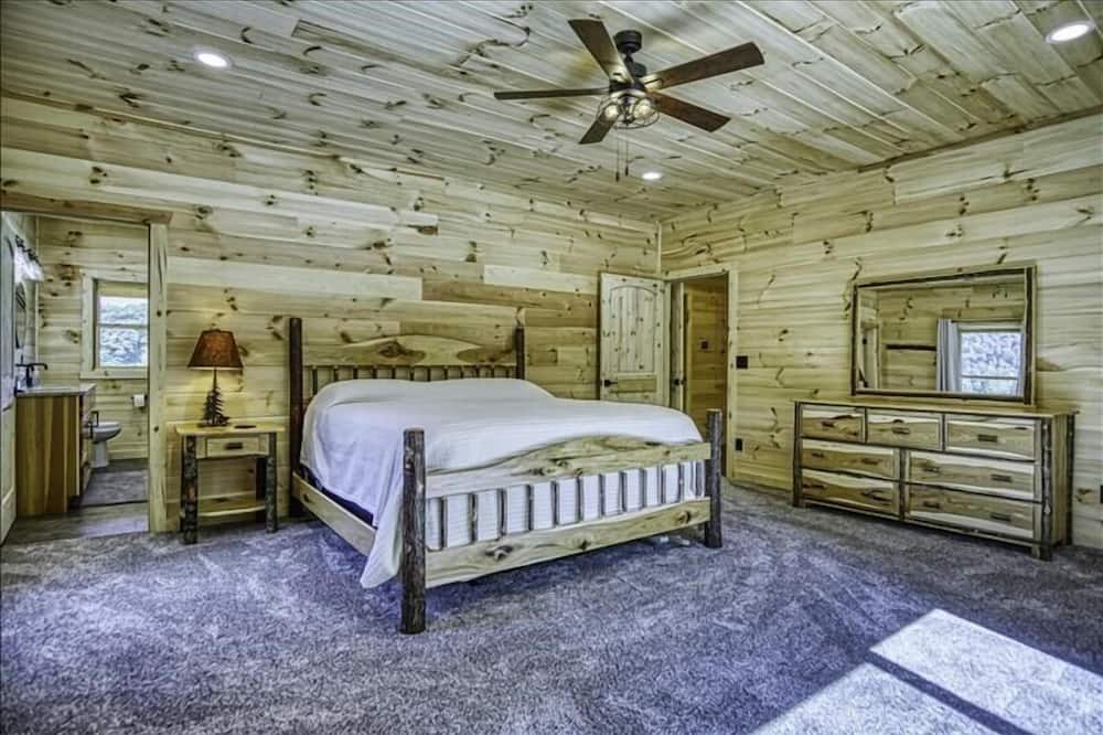 Photo of Bedroom in Parsons