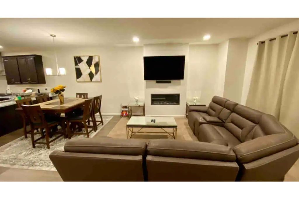 Photo of Livingroom in Rossville