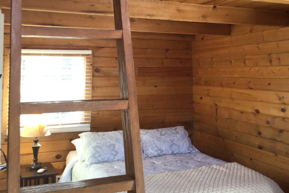 Photo of Bedroom in Columbia