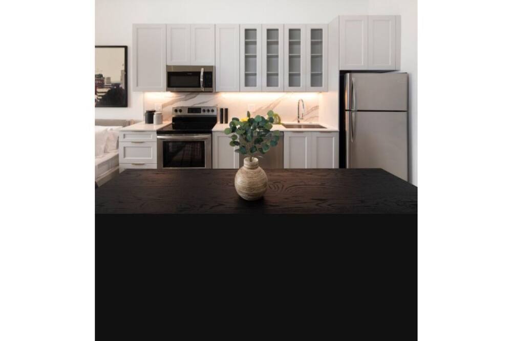 Photo of Bedroom in Poplar